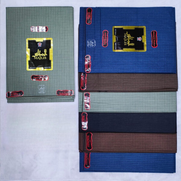Majlis Lungi Small Checks Mix Color 100% Cotton  مجلس لونجي مربعات صغيرة مزيج الألوان 100% قطن