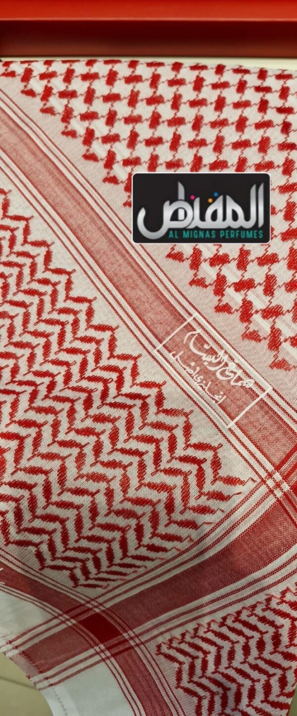 Bassam Shemagh Red Model 26 100% Cotton Made In England شماغ بسام أحمر موديل 26 قطن 100% صنع في إنجليزي - Image 2