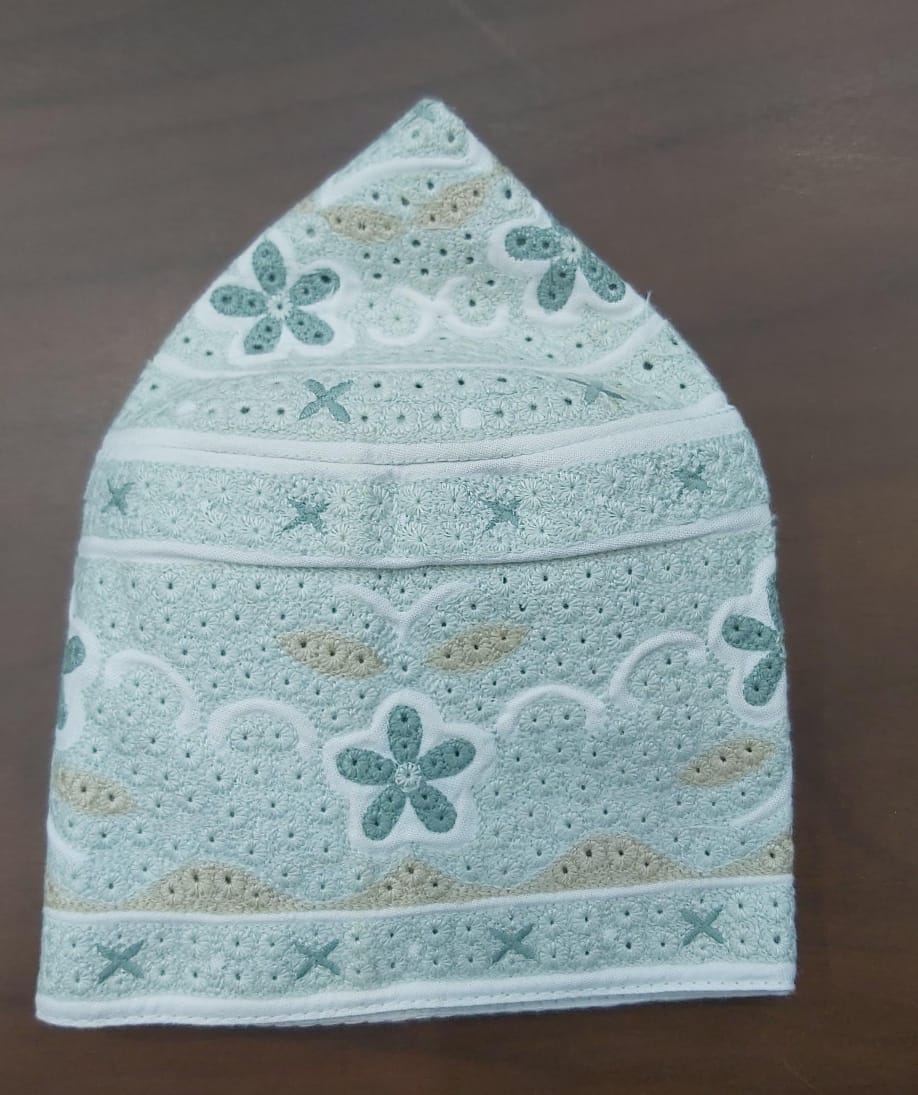 Omani Cap Authentic Hand-Embroidered Omani Kufi Cap Traditional Middle Eastern Muslim Prayer Hat for Menطاقية عمانيه قبعة عمانية أصلية مطرزة يدويًا على الطراز الكوفي، قبعة صلاة تقليدية للمسلمين من الشرق الأوسط للرجال - Image 5