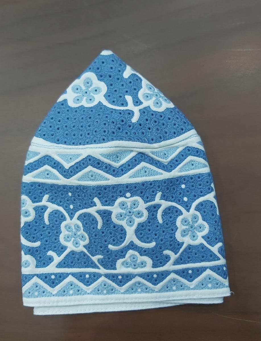 Omani Cap Authentic Hand-Embroidered Omani Kufi Cap Traditional Middle Eastern Muslim Prayer Hat for Menطاقية عمانيه قبعة عمانية أصلية مطرزة يدويًا على الطراز الكوفي، قبعة صلاة تقليدية للمسلمين من الشرق الأوسط للرجال