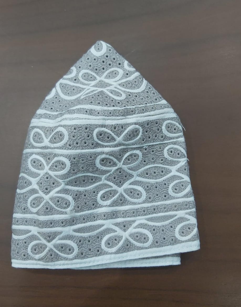 Omani Cap Authentic Hand-Embroidered Omani Kufi Cap Traditional Middle Eastern Muslim Prayer Hat for Menطاقية عمانيه قبعة عمانية أصلية مطرزة يدويًا على الطراز الكوفي، قبعة صلاة تقليدية للمسلمين من الشرق الأوسط للرجال - Image 8