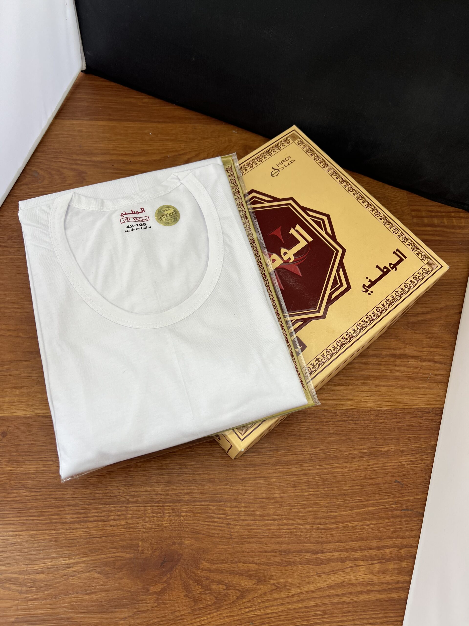 Al Watni 100% Cotton Undershirt ,Faneela Vest Pack of Six صندوق من ٦ قطع,الوطني قميص داخلي قطن 100%، فانيلة فيست